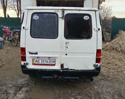 Білий Форд Транзит, об'ємом двигуна 3 л та пробігом 382 тис. км за 1300 $, фото 3 на Automoto.ua