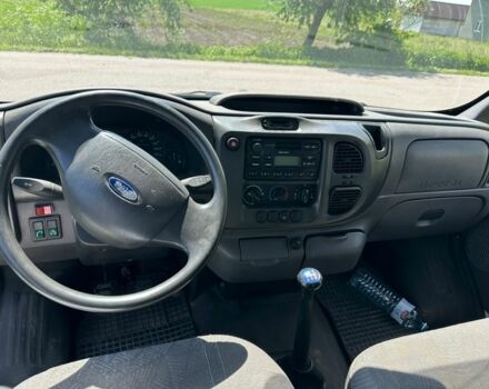 Белый Форд Транзит, объемом двигателя 2.4 л и пробегом 200 тыс. км за 6760 $, фото 3 на Automoto.ua