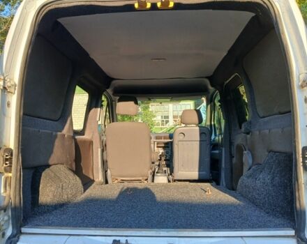 Белый Форд Транзит, объемом двигателя 1.8 л и пробегом 275 тыс. км за 4000 $, фото 6 на Automoto.ua