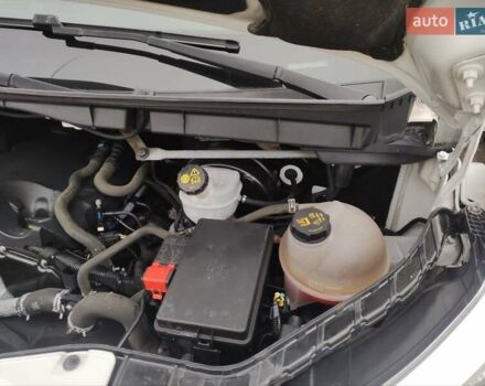 Белый Форд Транзит, объемом двигателя 2.2 л и пробегом 217 тыс. км за 17500 $, фото 31 на Automoto.ua