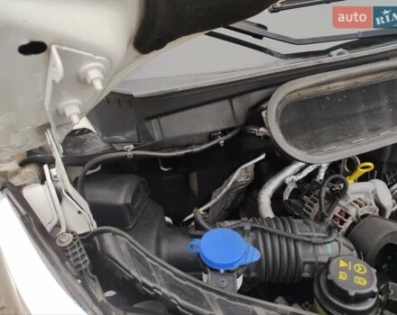 Белый Форд Транзит, объемом двигателя 2.2 л и пробегом 217 тыс. км за 17500 $, фото 29 на Automoto.ua