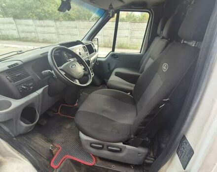 Білий Форд Транзит, об'ємом двигуна 2.4 л та пробігом 600 тис. км за 12000 $, фото 3 на Automoto.ua