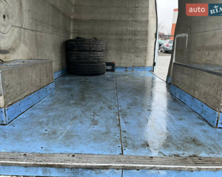 Білий Форд Транзит, об'ємом двигуна 2.2 л та пробігом 400 тис. км за 8500 $, фото 14 на Automoto.ua