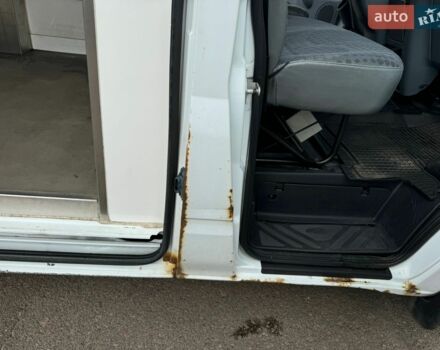 Білий Форд Транзит, об'ємом двигуна 2.2 л та пробігом 400 тис. км за 8800 $, фото 46 на Automoto.ua