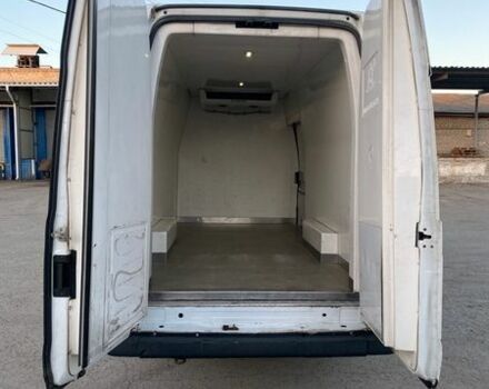 Білий Форд Транзит, об'ємом двигуна 2.2 л та пробігом 766 тис. км за 12500 $, фото 12 на Automoto.ua