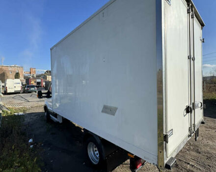 Белый Форд Транзит, объемом двигателя 2.2 л и пробегом 450 тыс. км за 16000 $, фото 4 на Automoto.ua