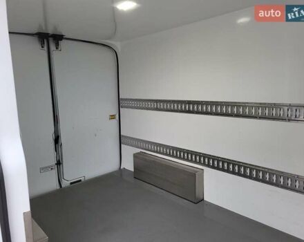 Белый Форд Транзит, объемом двигателя 2.2 л и пробегом 340 тыс. км за 17600 $, фото 9 на Automoto.ua