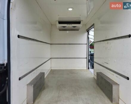 Белый Форд Транзит, объемом двигателя 2 л и пробегом 350 тыс. км за 17700 $, фото 10 на Automoto.ua