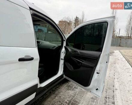 Белый Форд Транзит, объемом двигателя 2.49 л и пробегом 53 тыс. км за 9999 $, фото 41 на Automoto.ua