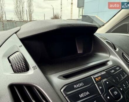 Белый Форд Транзит, объемом двигателя 2.49 л и пробегом 53 тыс. км за 9999 $, фото 36 на Automoto.ua