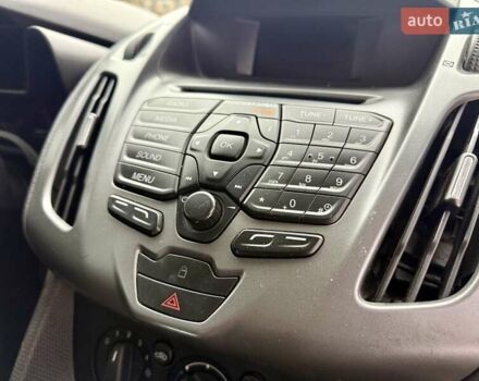 Белый Форд Транзит, объемом двигателя 2.49 л и пробегом 53 тыс. км за 9999 $, фото 50 на Automoto.ua