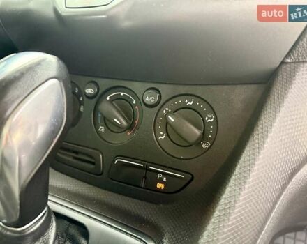 Белый Форд Транзит, объемом двигателя 2.49 л и пробегом 53 тыс. км за 9999 $, фото 45 на Automoto.ua