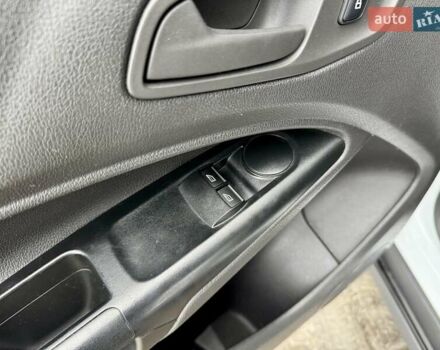 Белый Форд Транзит, объемом двигателя 2.49 л и пробегом 53 тыс. км за 9999 $, фото 25 на Automoto.ua