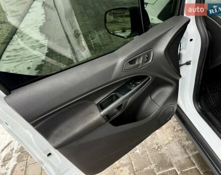 Белый Форд Транзит, объемом двигателя 2.49 л и пробегом 53 тыс. км за 9999 $, фото 24 на Automoto.ua