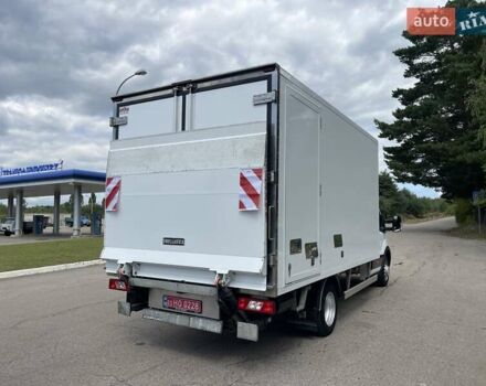 Белый Форд Транзит, объемом двигателя 2 л и пробегом 227 тыс. км за 24700 $, фото 5 на Automoto.ua