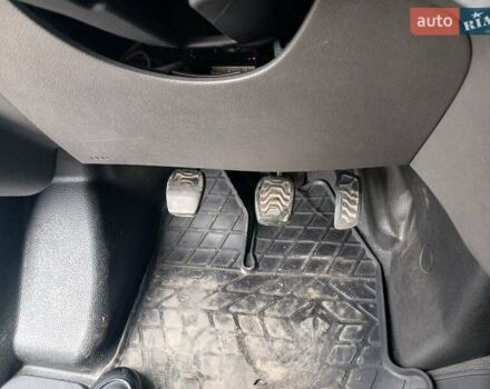 Білий Форд Транзит, об'ємом двигуна 2 л та пробігом 426 тис. км за 21000 $, фото 15 на Automoto.ua