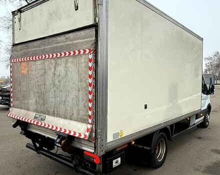 Білий Форд Транзит, об'ємом двигуна 2.2 л та пробігом 343 тис. км за 14000 $, фото 6 на Automoto.ua