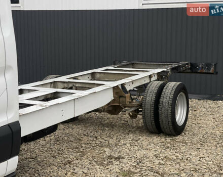 Белый Форд Транзит, объемом двигателя 2.2 л и пробегом 380 тыс. км за 15450 $, фото 19 на Automoto.ua