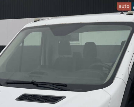 Белый Форд Транзит, объемом двигателя 2.2 л и пробегом 380 тыс. км за 14500 $, фото 9 на Automoto.ua