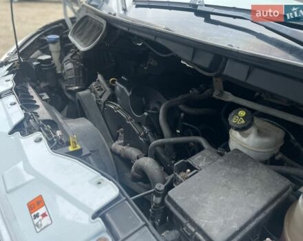 Белый Форд Транзит, объемом двигателя 2.2 л и пробегом 380 тыс. км за 14000 $, фото 41 на Automoto.ua