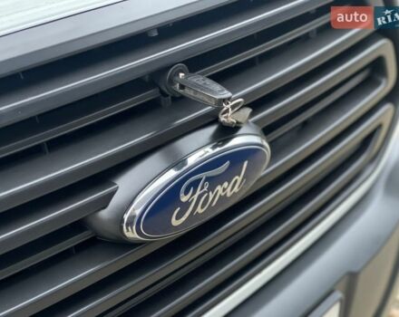 Белый Форд Транзит, объемом двигателя 2.2 л и пробегом 380 тыс. км за 14000 $, фото 42 на Automoto.ua