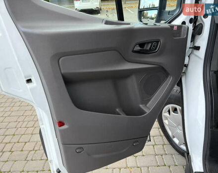 Белый Форд Транзит, объемом двигателя 2 л и пробегом 83 тыс. км за 34100 $, фото 4 на Automoto.ua