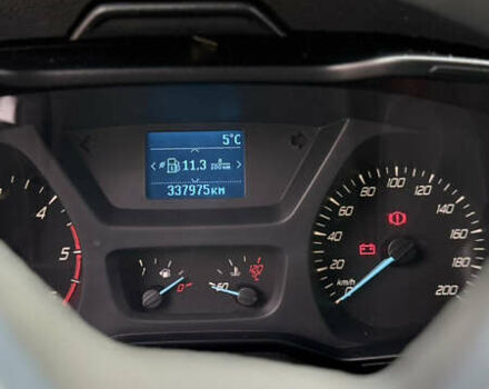 Белый Форд Транзит, объемом двигателя 2 л и пробегом 338 тыс. км за 15000 $, фото 3 на Automoto.ua