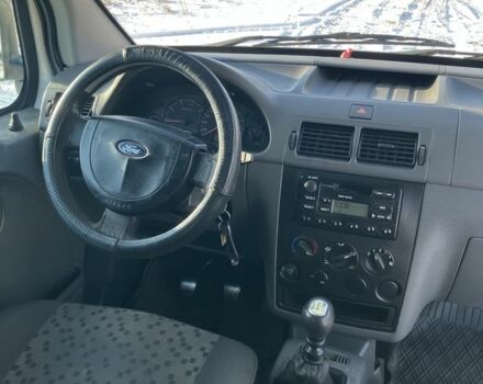 Білий Форд Транзит, об'ємом двигуна 1.8 л та пробігом 296 тис. км за 2999 $, фото 5 на Automoto.ua