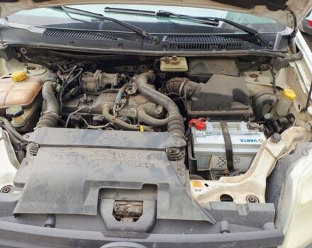 Білий Форд Транзит, об'ємом двигуна 1.8 л та пробігом 325 тис. км за 3500 $, фото 4 на Automoto.ua