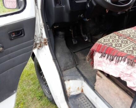 Белый Форд Транзит, объемом двигателя 2 л и пробегом 200 тыс. км за 955 $, фото 5 на Automoto.ua