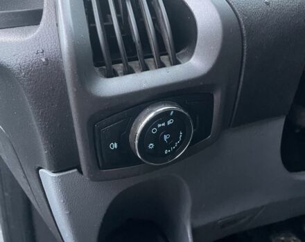 Белый Форд Транзит, объемом двигателя 2.2 л и пробегом 278 тыс. км за 11333 $, фото 18 на Automoto.ua