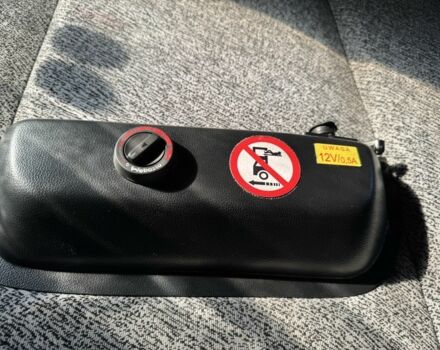 Белый Форд Транзит, объемом двигателя 2 л и пробегом 242 тыс. км за 14000 $, фото 16 на Automoto.ua