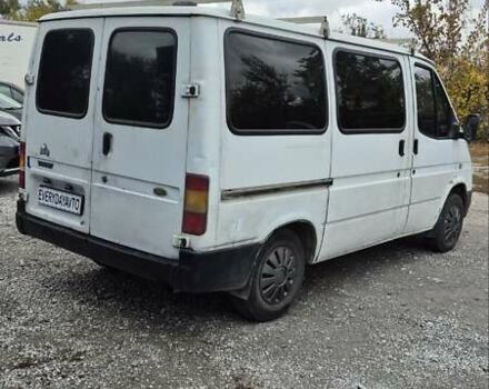 Белый Форд Транзит, объемом двигателя 2 л и пробегом 170 тыс. км за 1600 $, фото 4 на Automoto.ua