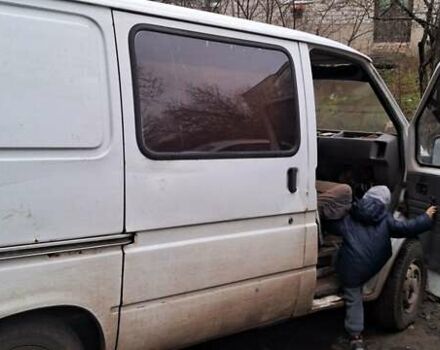 Белый Форд Транзит, объемом двигателя 2.5 л и пробегом 350 тыс. км за 800 $, фото 6 на Automoto.ua