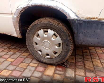 Білий Форд Транзит, об'ємом двигуна 2.5 л та пробігом 340 тис. км за 1500 $, фото 4 на Automoto.ua