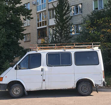 Форд Транзит 1993 в Житомире на Automoto.ua Белый Форд Транзит, объемом двигателя 2.5 л и пробегом 100 тыс. км за 1350 $, фото 5 на Automoto.ua