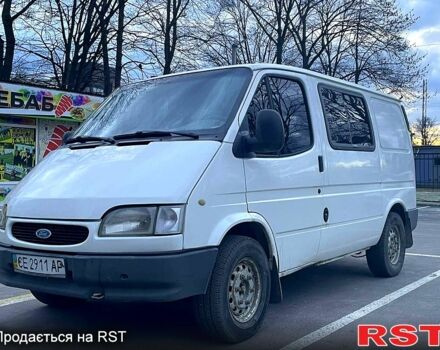Белый Форд Транзит, объемом двигателя 2.5 л и пробегом 300 тыс. км за 3000 $, фото 1 на Automoto.ua