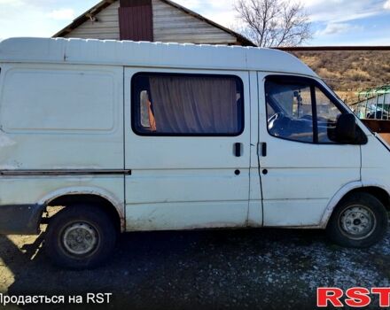 Білий Форд Транзит, об'ємом двигуна 2.5 л та пробігом 450 тис. км за 2000 $, фото 1 на Automoto.ua