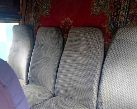 Белый Форд Транзит, объемом двигателя 2.5 л и пробегом 450 тыс. км за 2000 $, фото 4 на Automoto.ua