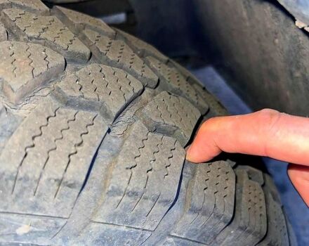 Белый Форд Транзит, объемом двигателя 2.5 л и пробегом 400 тыс. км за 1750 $, фото 5 на Automoto.ua