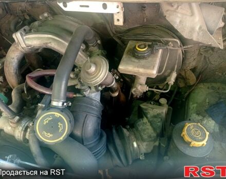 Білий Форд Транзит, об'ємом двигуна 2.5 л та пробігом 250 тис. км за 2900 $, фото 5 на Automoto.ua