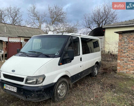 Белый Форд Транзит, объемом двигателя 2 л и пробегом 700 тыс. км за 3600 $, фото 1 на Automoto.ua