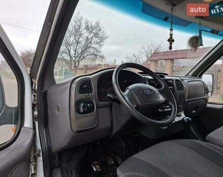 Білий Форд Транзит, об'ємом двигуна 2 л та пробігом 392 тис. км за 5000 $, фото 9 на Automoto.ua