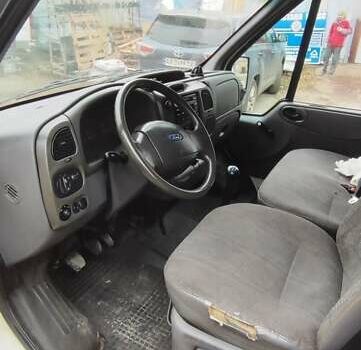 Белый Форд Транзит, объемом двигателя 2 л и пробегом 568 тыс. км за 3500 $, фото 5 на Automoto.ua