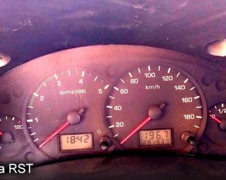 Білий Форд Транзит, об'ємом двигуна 2 л та пробігом 280 тис. км за 4500 $, фото 5 на Automoto.ua