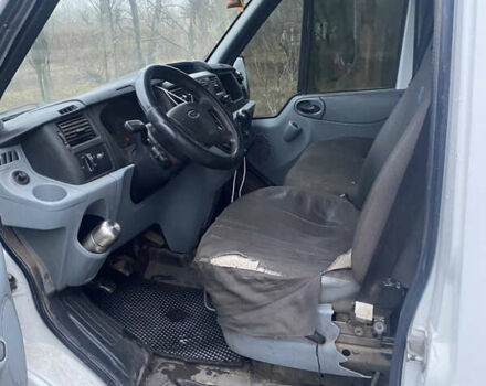 Білий Форд Транзит, об'ємом двигуна 2.4 л та пробігом 376 тис. км за 4300 $, фото 5 на Automoto.ua