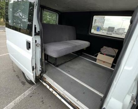 Белый Форд Транзит, объемом двигателя 2.2 л и пробегом 348 тыс. км за 4899 $, фото 10 на Automoto.ua