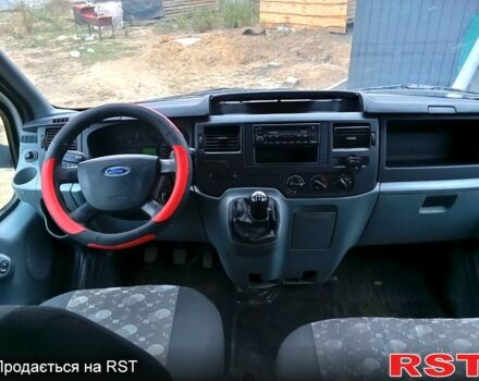 Білий Форд Транзит, об'ємом двигуна 2.2 л та пробігом 220 тис. км за 8500 $, фото 2 на Automoto.ua
