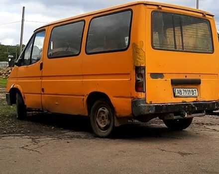 Білий Форд Транзит, об'ємом двигуна 1.8 л та пробігом 350 тис. км за 800 $, фото 3 на Automoto.ua