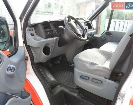 Білий Форд Транзит, об'ємом двигуна 2.2 л та пробігом 315 тис. км за 6300 $, фото 3 на Automoto.ua